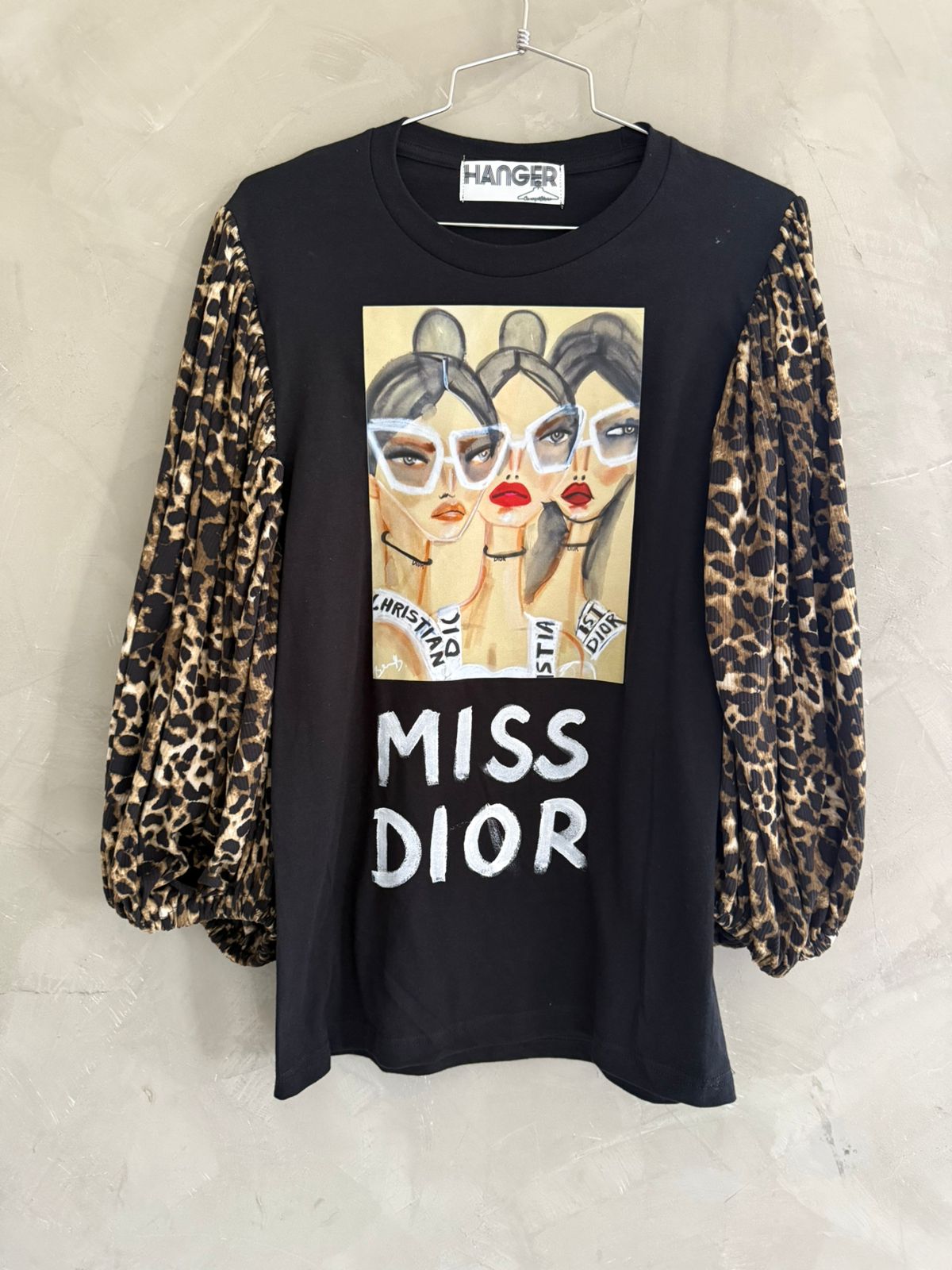 Hanger Miss Dior Animal Print Tee