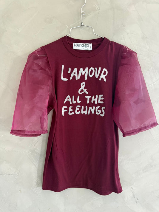 HANGER L'Amour & All the Feelings Top con mangas transparentes